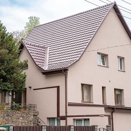 Apartment In Garage With Free Parking Kaunas Kültér fotó