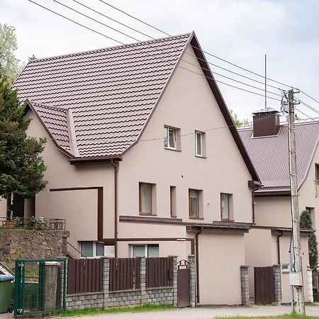 Apartment In Garage With Free Parking Kaunas Kültér fotó