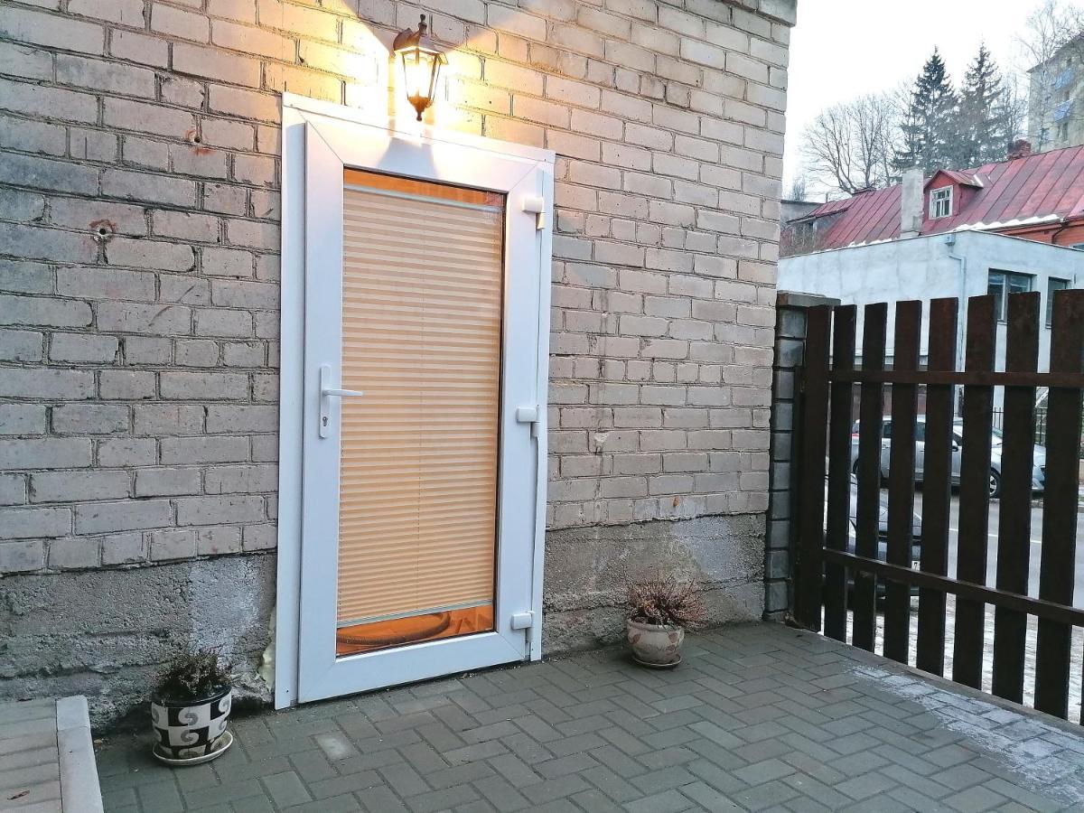 Apartment In Garage With Free Parking Kaunas Kültér fotó